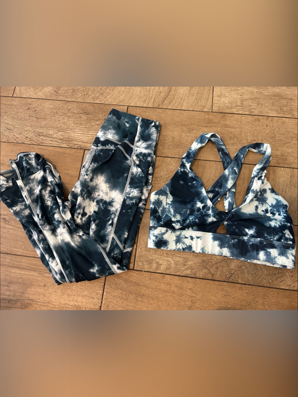 Fabletics Blue Tie-Dye Sports Bra & High-Waisted Leggings Set